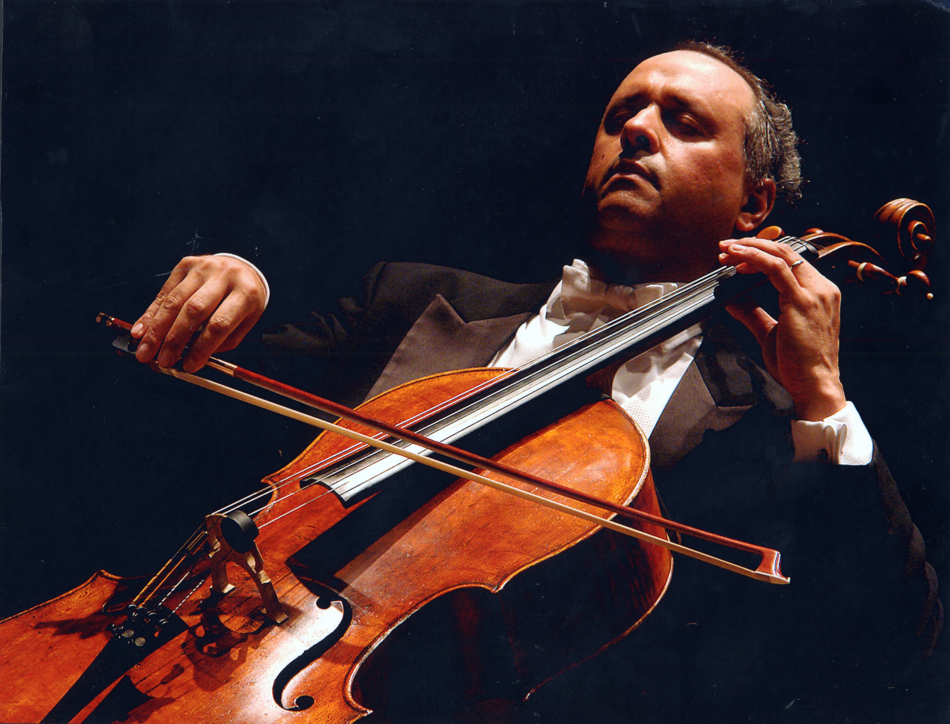 Antonio Meneses Sebastian Diezig · Cellist